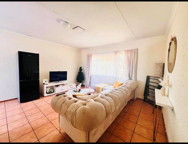 3 BEDROOM APARTMENT FOR SALE IN DIE HOEWES